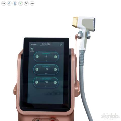 NyxQUEEN (rosegold) - 3. kép